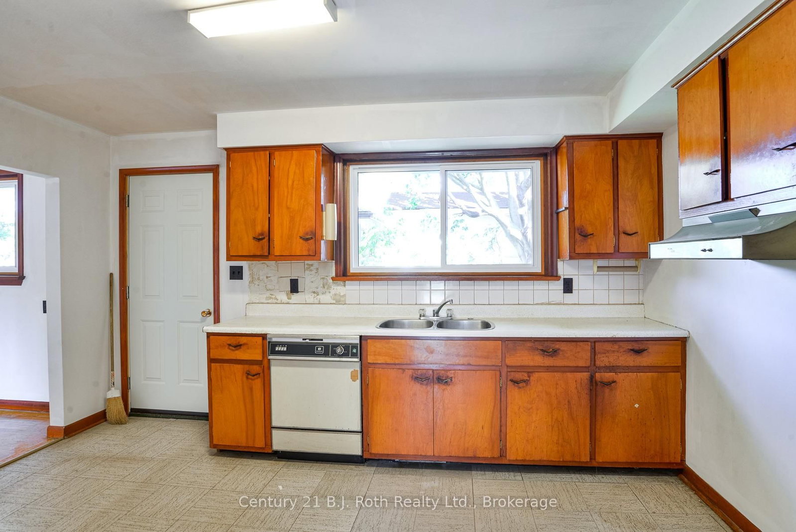 398 Old Muskoka Road • Orillia, ON photo 11