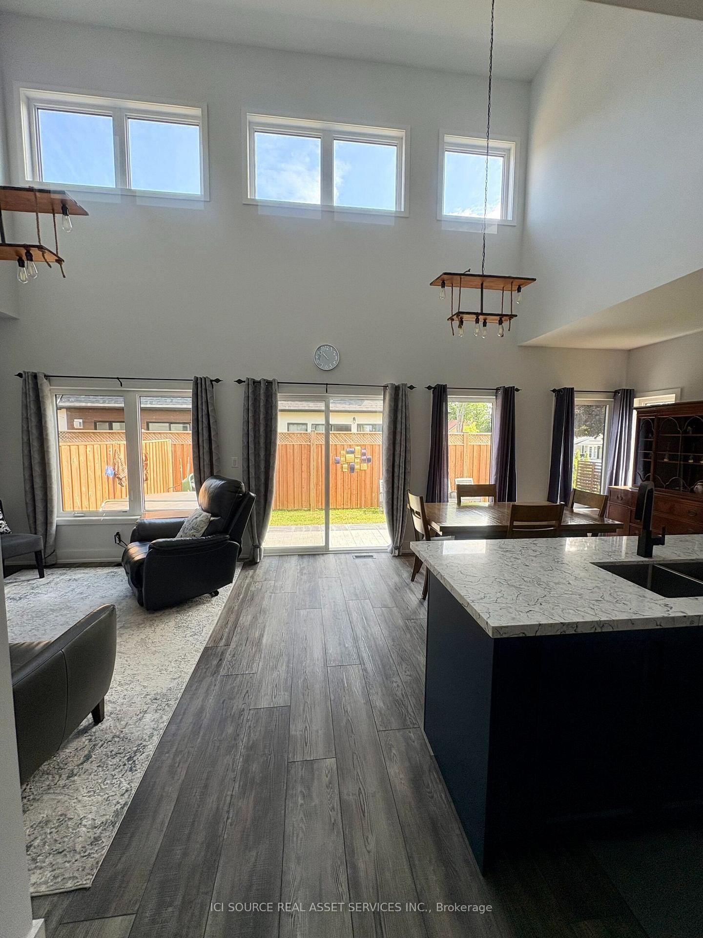 44 Ruby Crescent • Orillia, ON photo 10