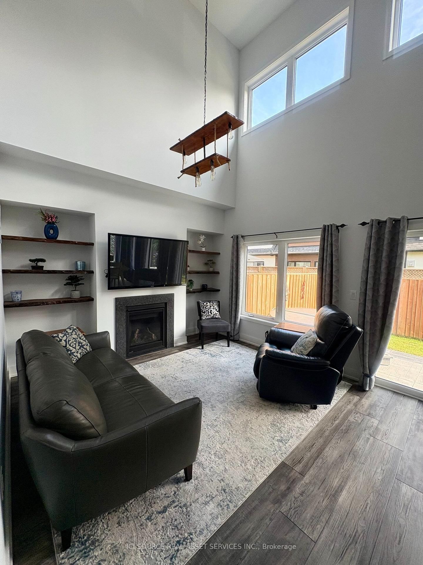 44 Ruby Crescent • Orillia, ON photo 12