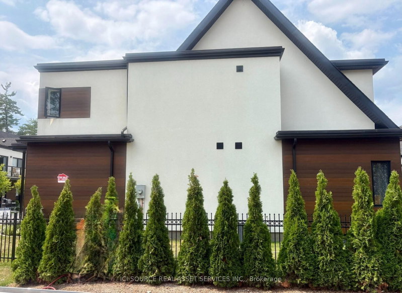 44 Ruby Crescent