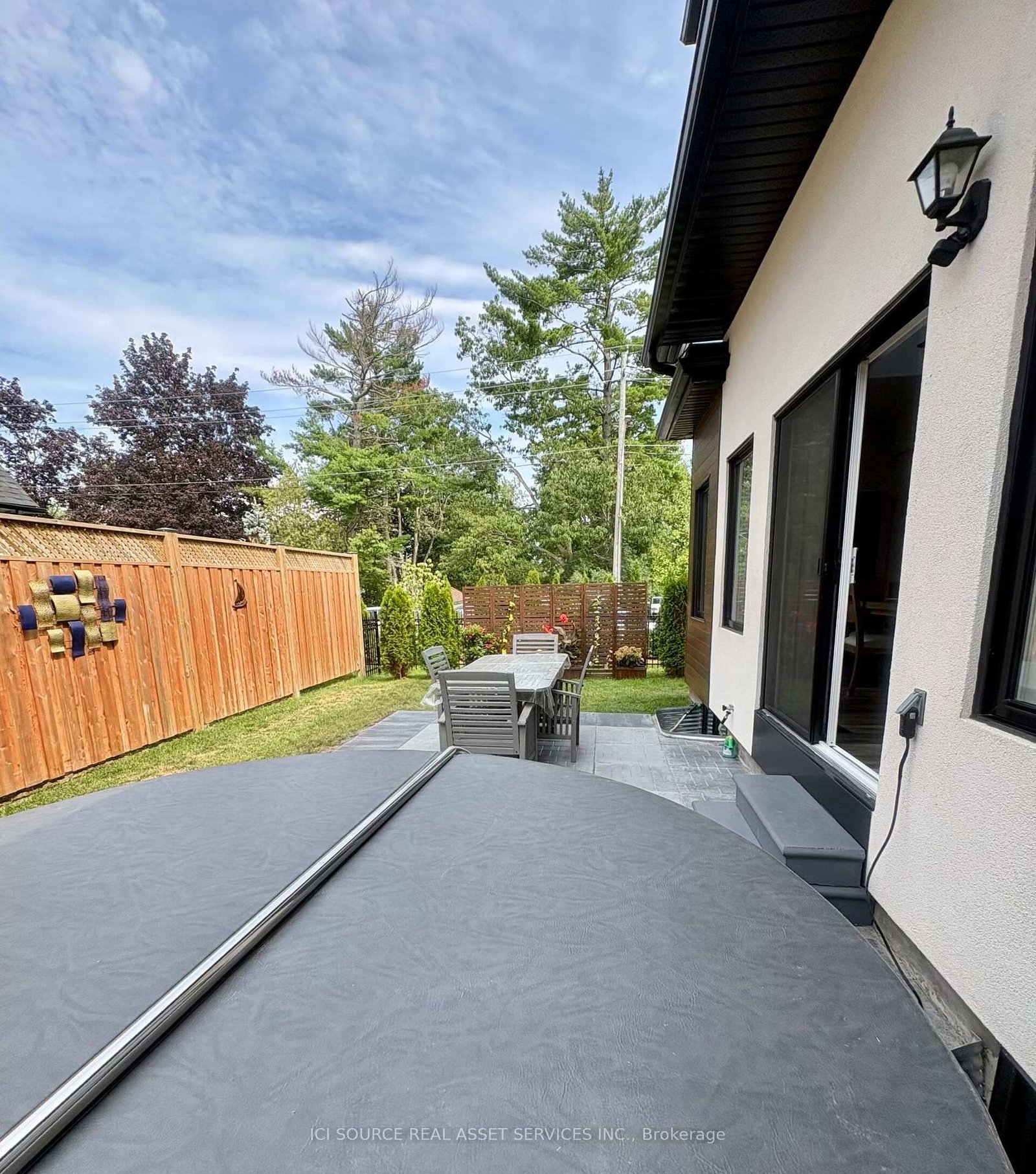 44 Ruby Crescent • Orillia, ON photo 6