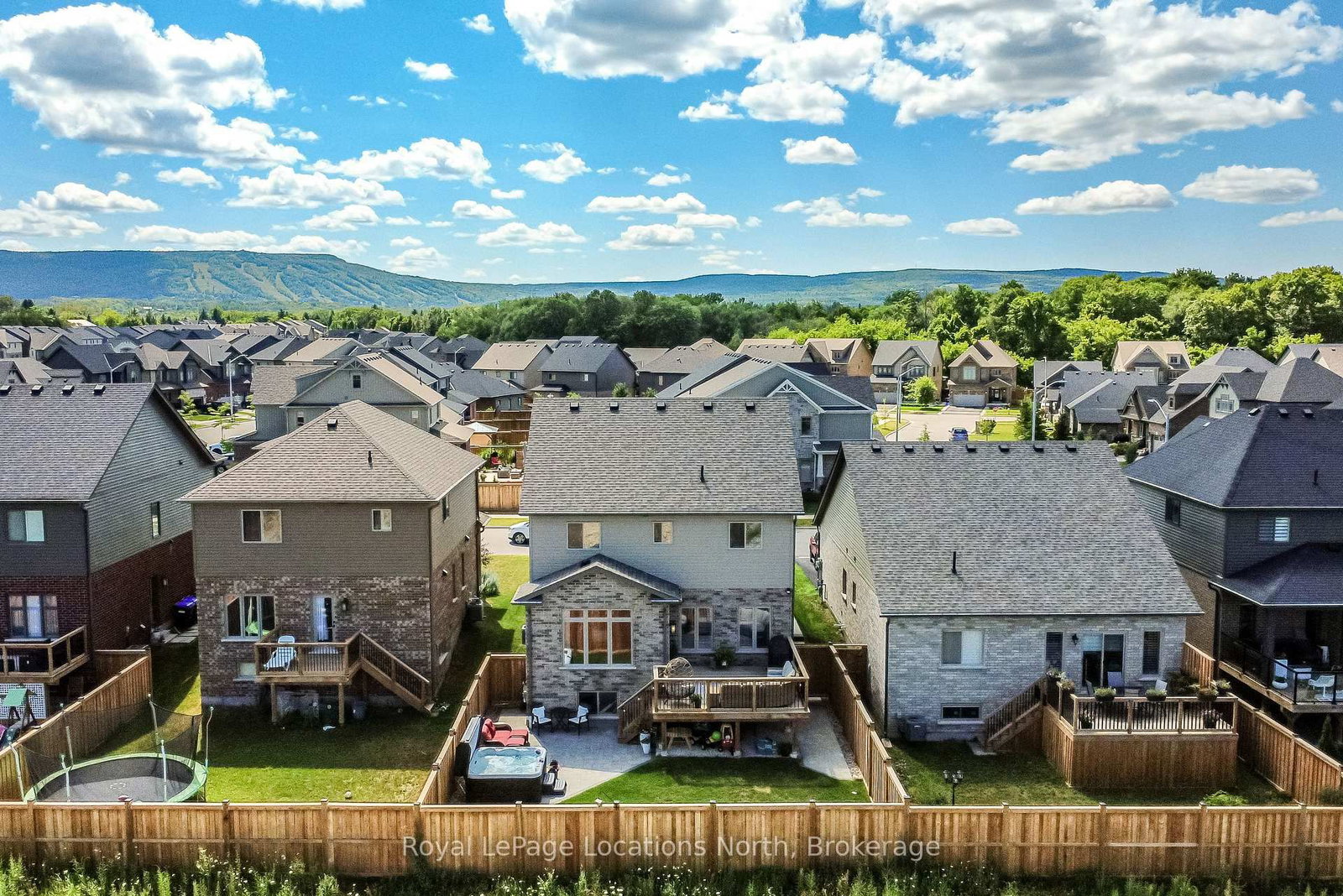 25 Maidens Crescent • Collingwood, ON photo 38
