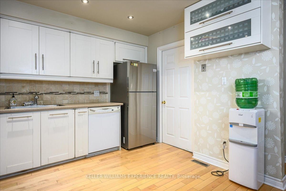 237 Steel Street • #8 • Barrie, ON photo 12