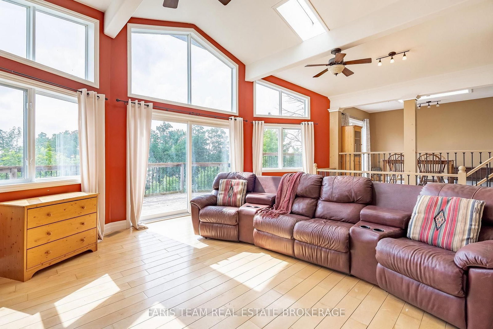 1858 Woods Bay Road • Severn, ON photo 13