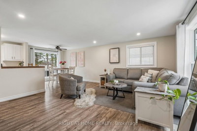 158 Zoo Park Road • Wasaga Beach, ON photo 5