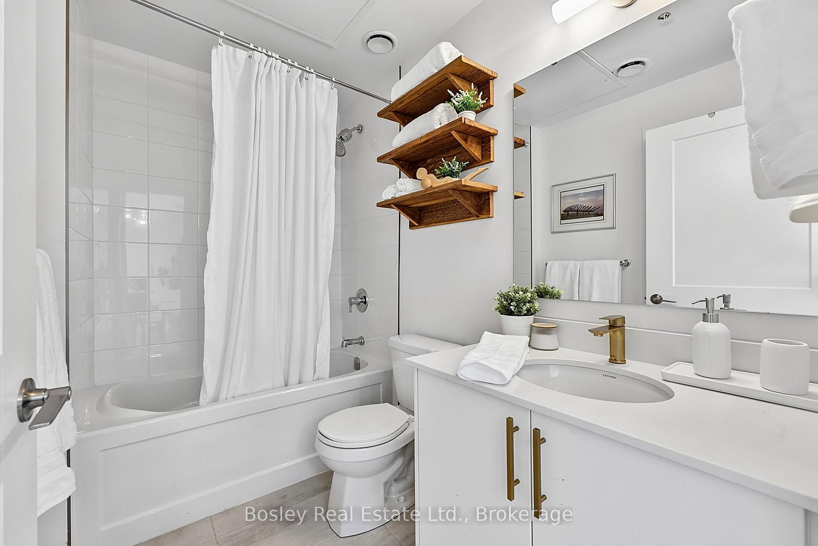 4 Kimberly Lane • #404 • Collingwood, ON photo 12