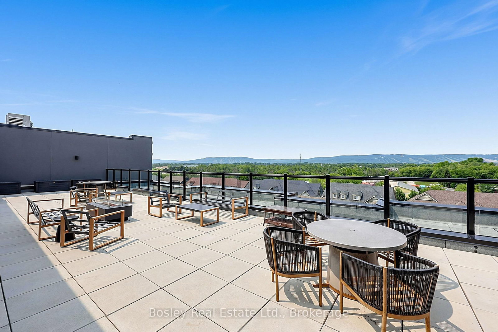 4 Kimberly Lane • #404 • Collingwood, ON photo 14