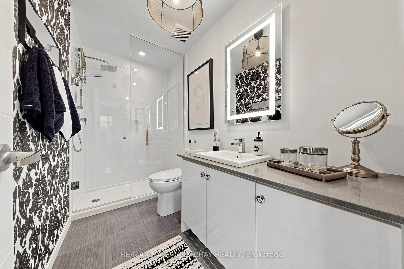 369 Essa Road • #53 • Barrie, ON photo 18