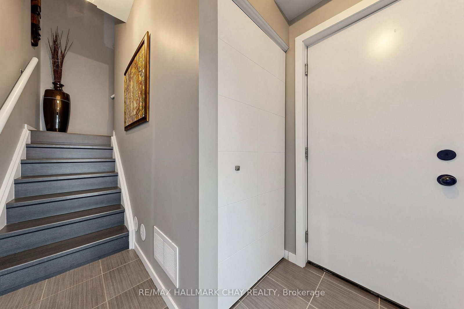 369 Essa Road • #53 • Barrie, ON photo 6