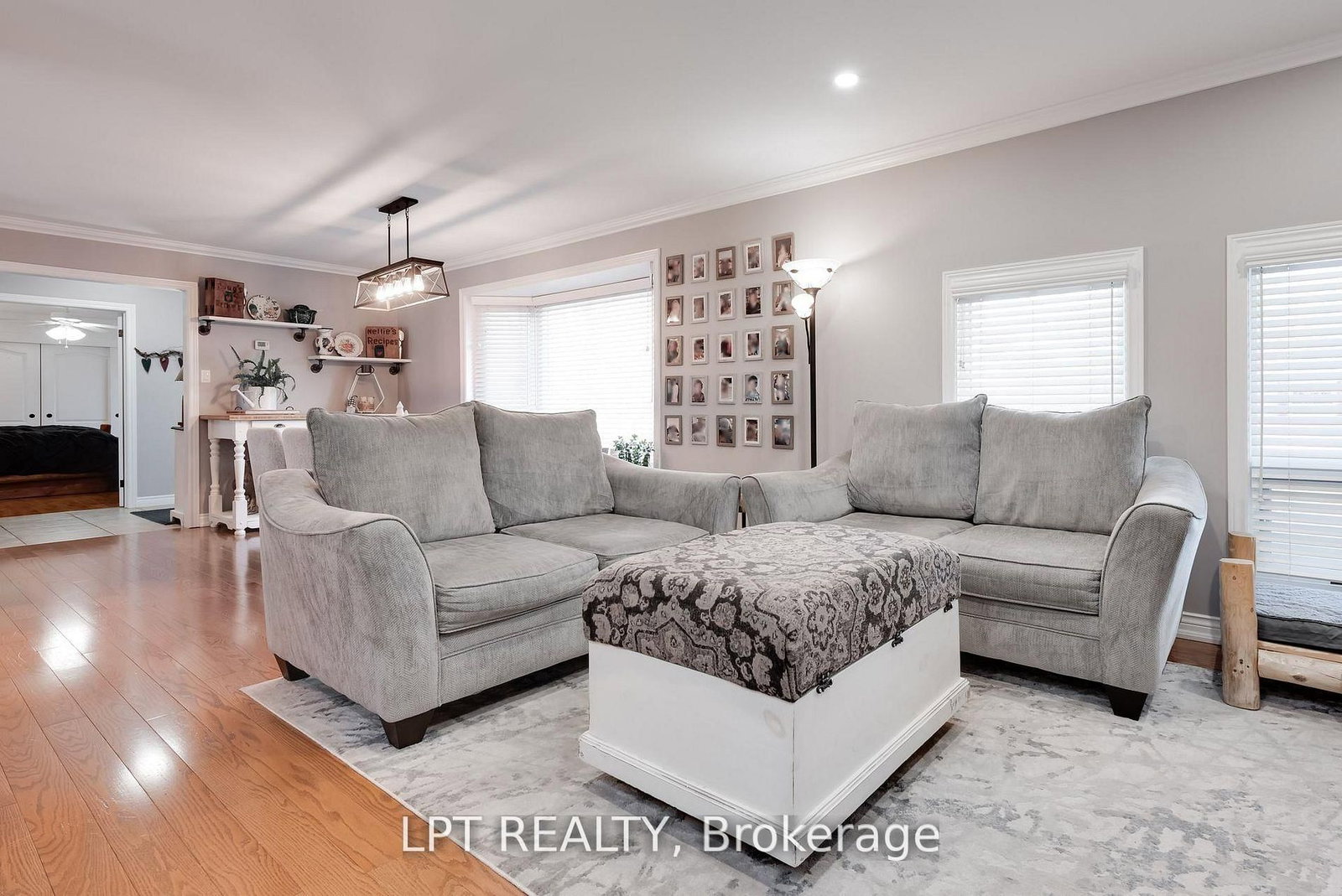34 Cedar Creek Road • Springwater, ON photo 3