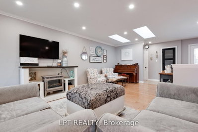 34 Cedar Creek Road • Springwater, ON photo 4