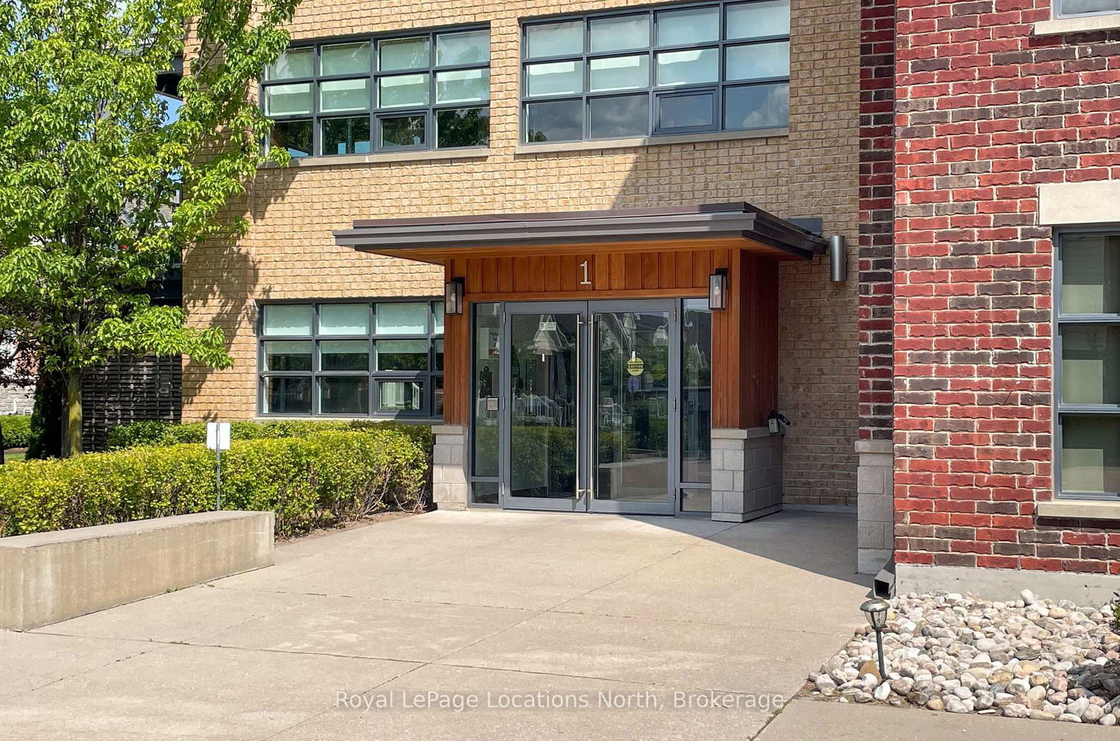 1 Shipyard Lane • #303 • Collingwood, ON photo 3