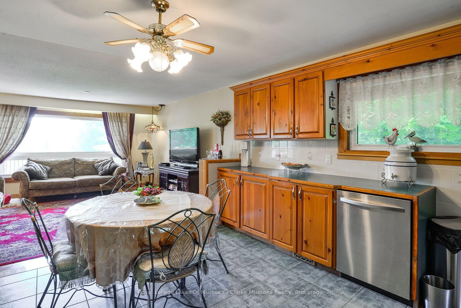 1887 Ellis Road • Severn, ON photo 12