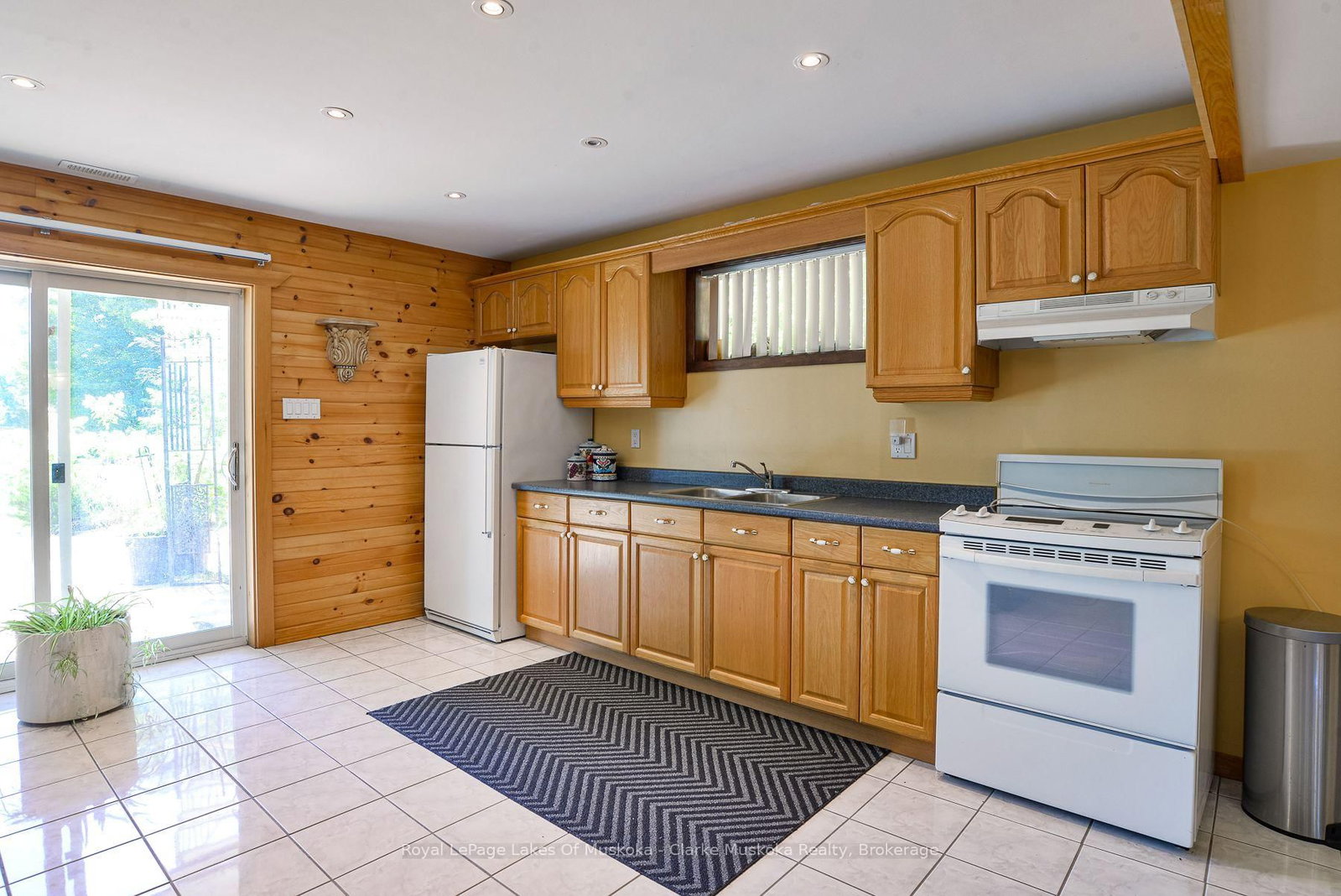 1887 Ellis Road • Severn, ON photo 21