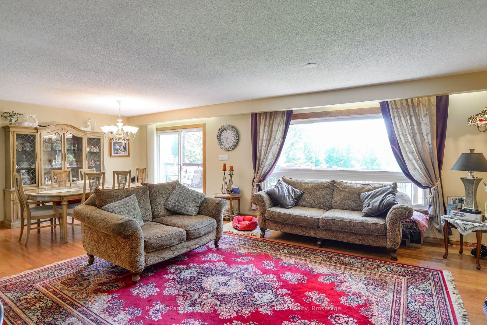 1887 Ellis Road • Severn, ON photo 9