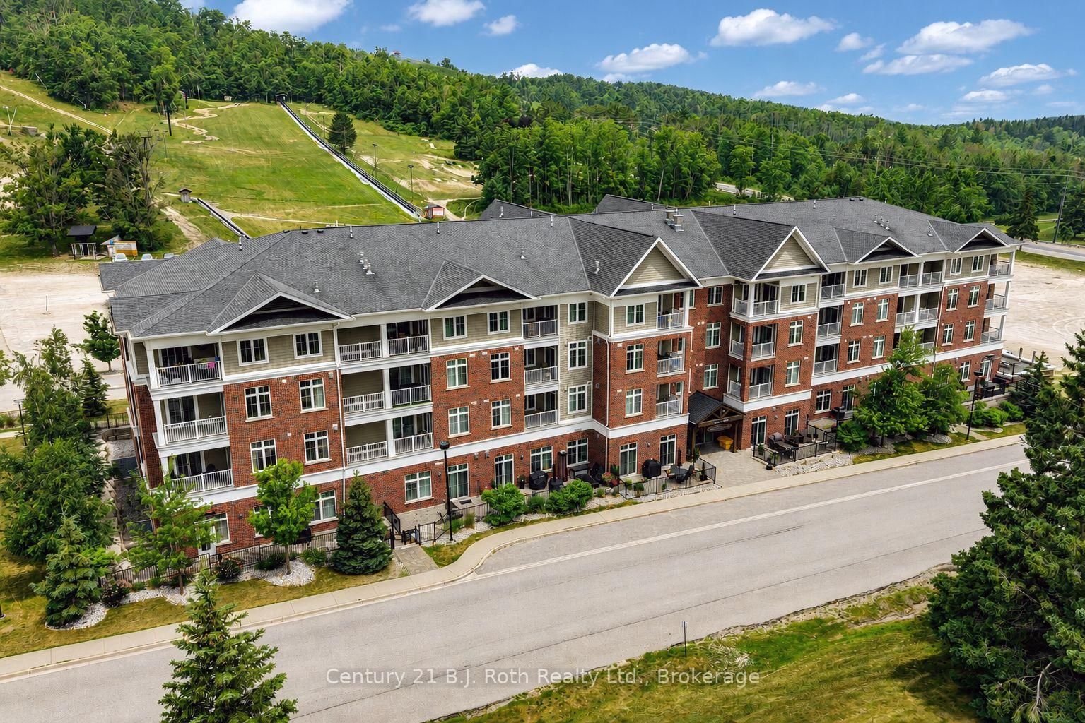 40 Horseshoe Boulevard • #Suite 206 • Oro-Medonte, ON photo 1