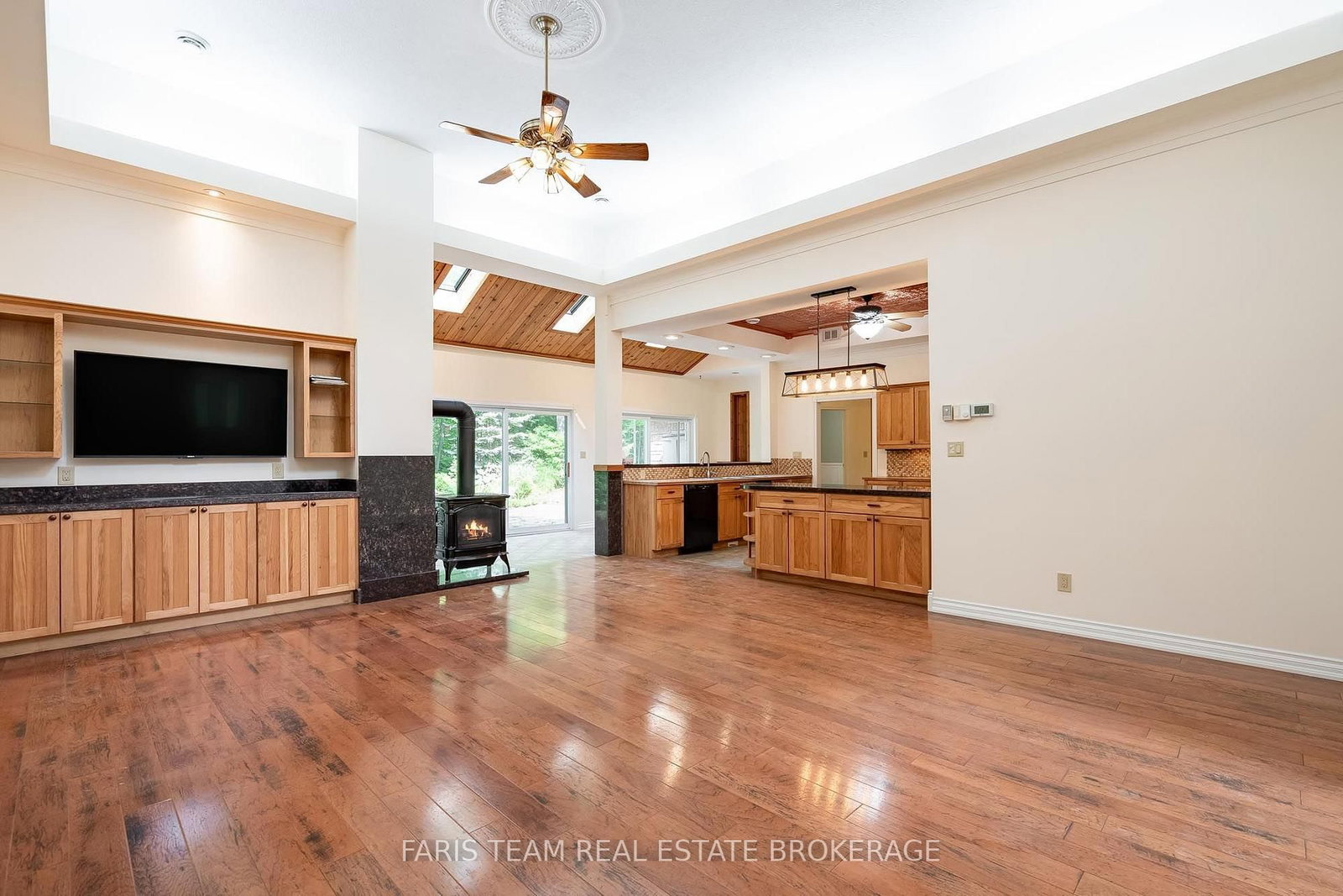 105 Copeland Creek Drive • Tiny, ON photo 18