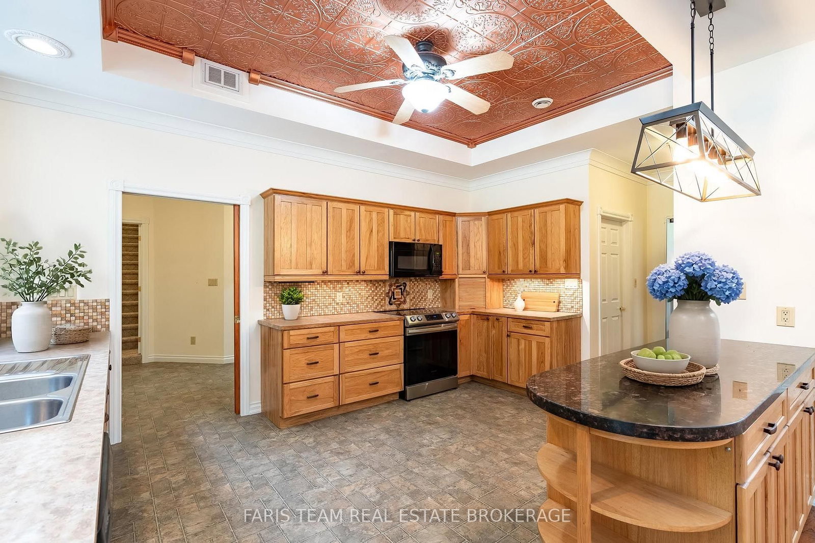 105 Copeland Creek Drive • Tiny, ON photo 9