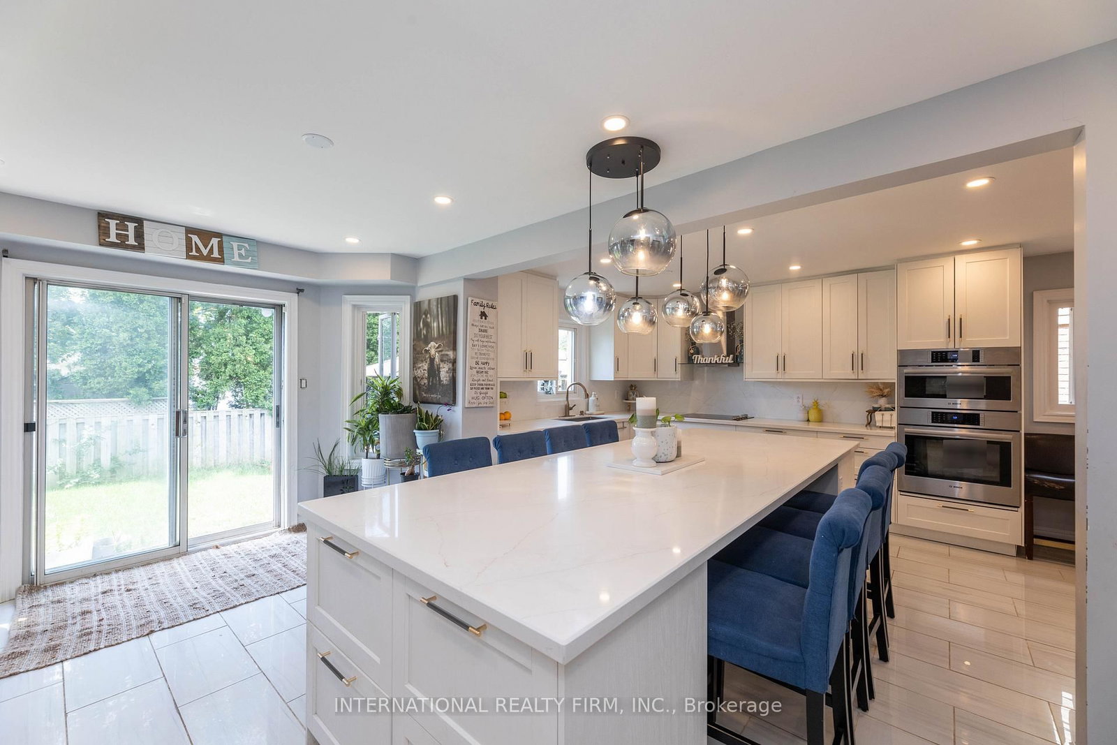 2 Hook Court • Barrie, ON photo 21