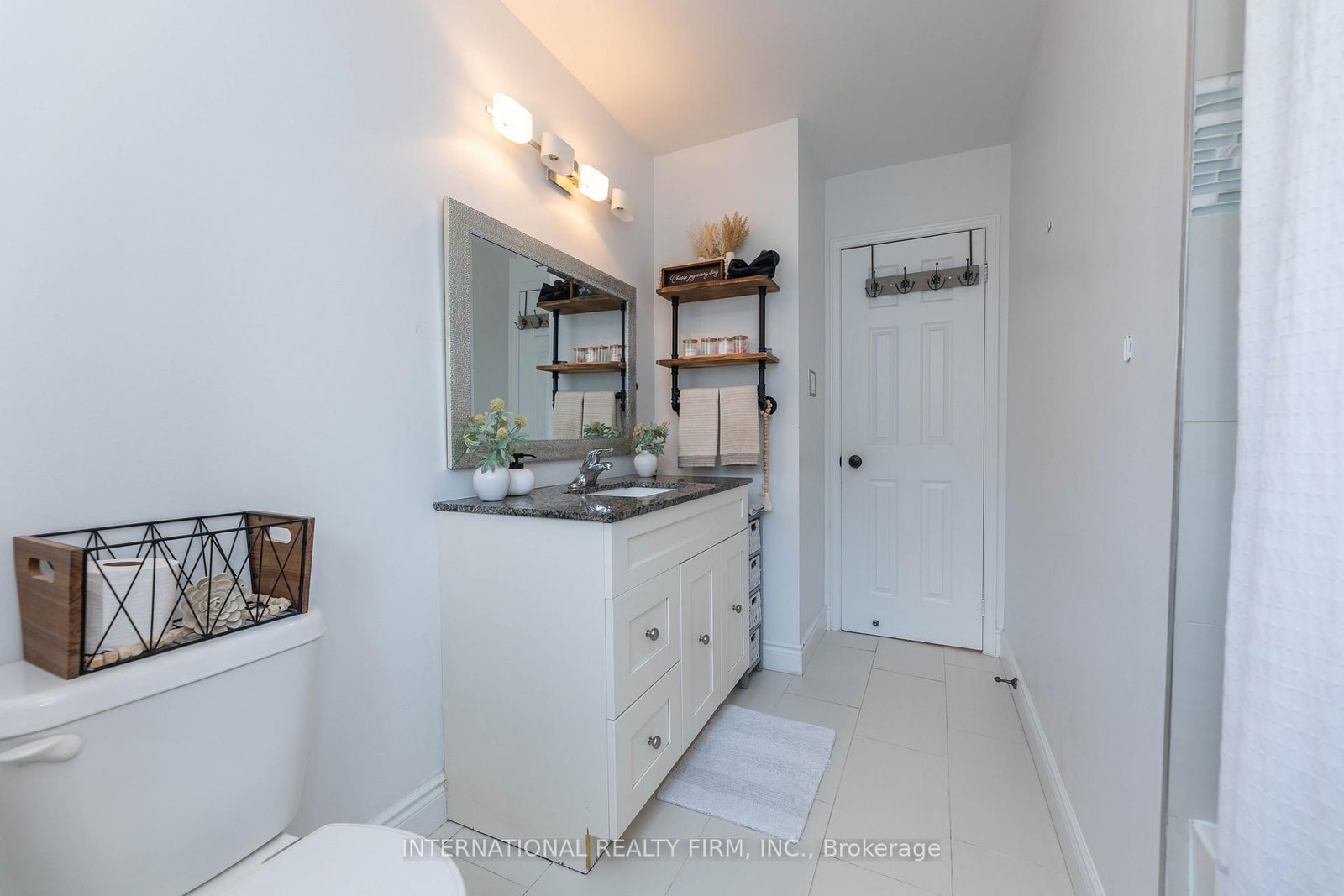 2 Hook Court • Barrie, ON photo 29