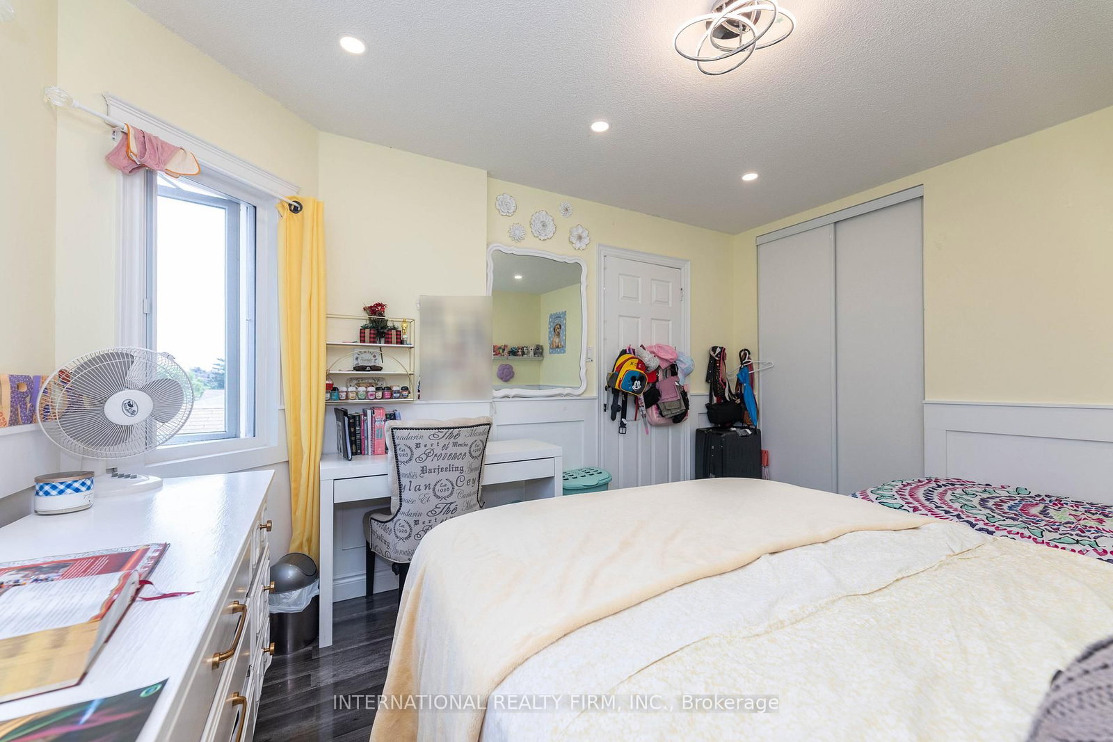 2 Hook Court • Barrie, ON photo 31