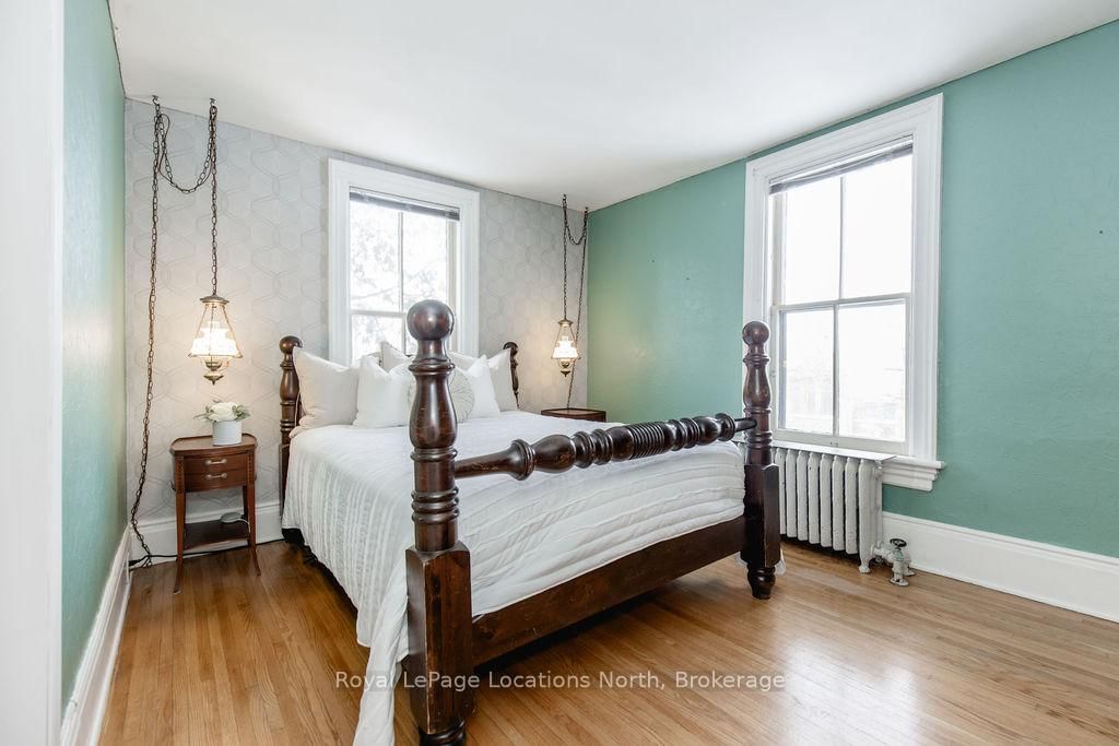 29 TECUMSETH Street • Orillia, ON photo 27