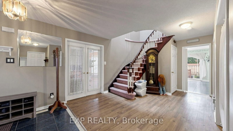343 Cundles Road W