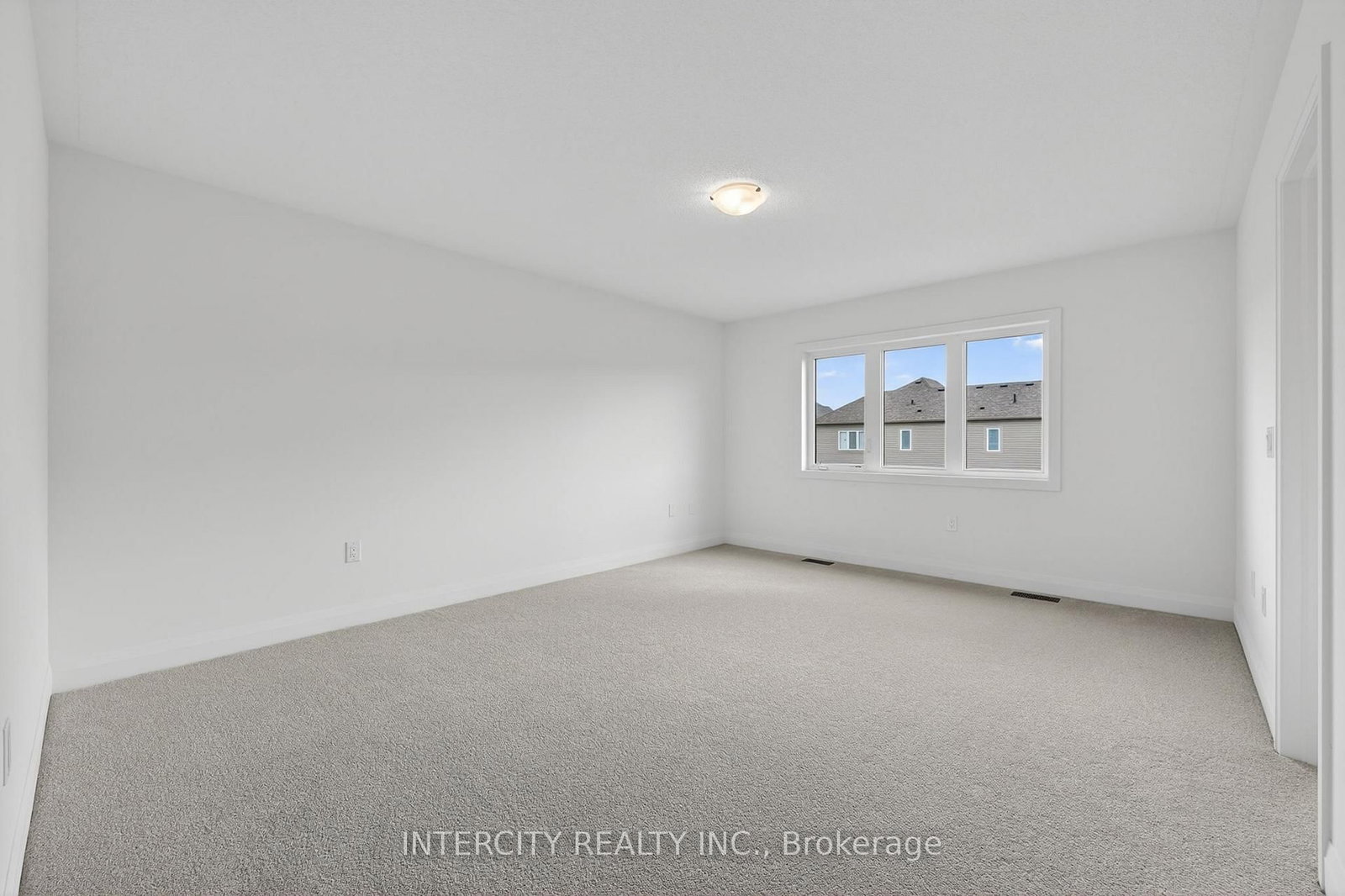 14 Legacy Circle • Wasaga Beach, ON photo 22