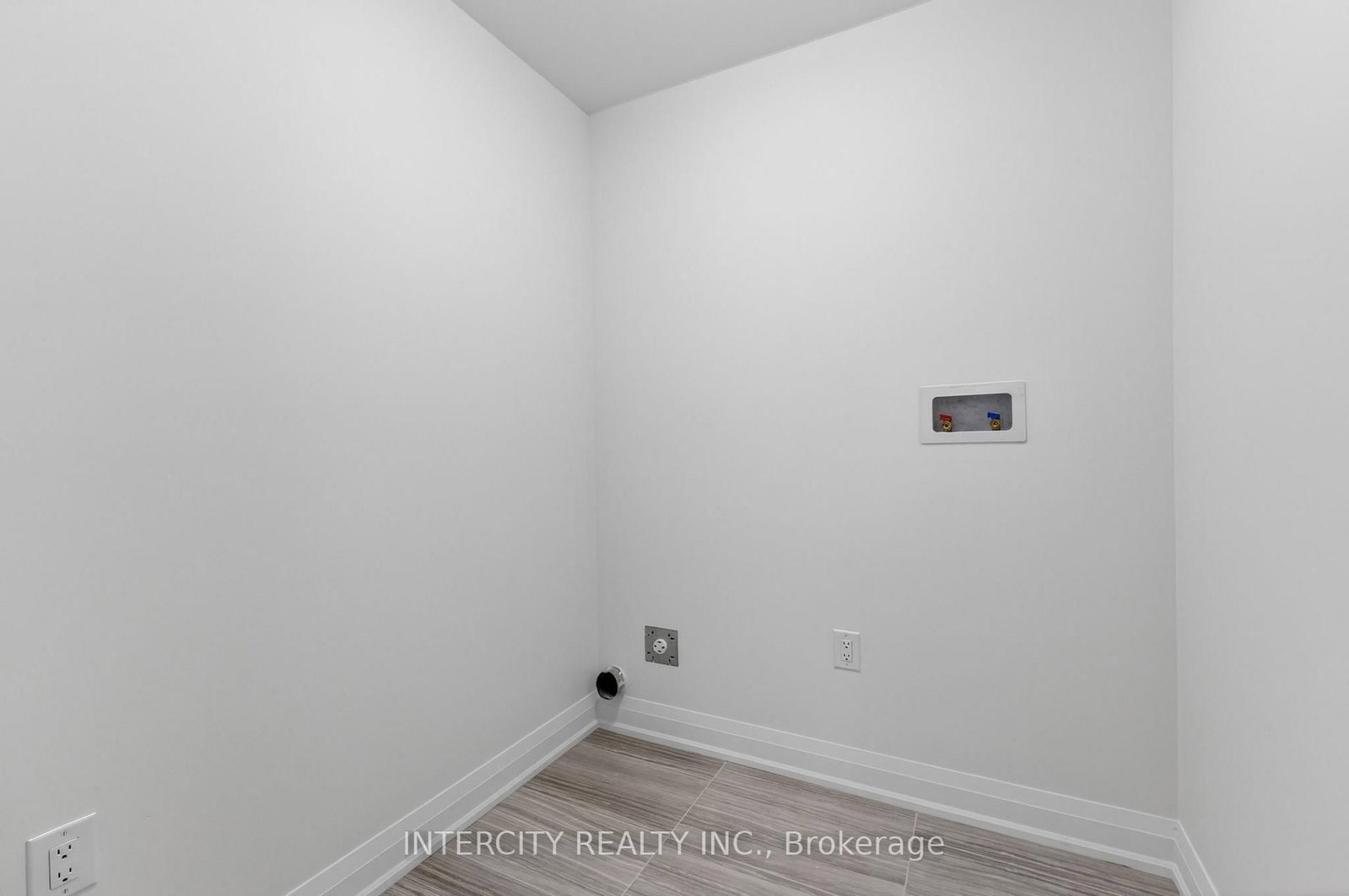 14 Legacy Circle • Wasaga Beach, ON photo 35