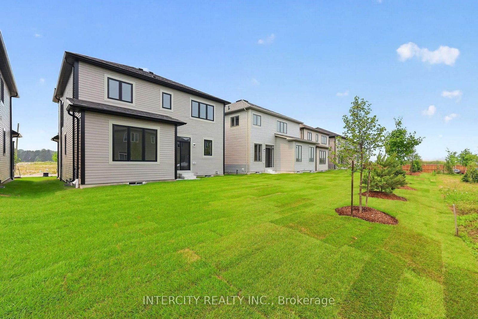 14 Legacy Circle • Wasaga Beach, ON photo 39