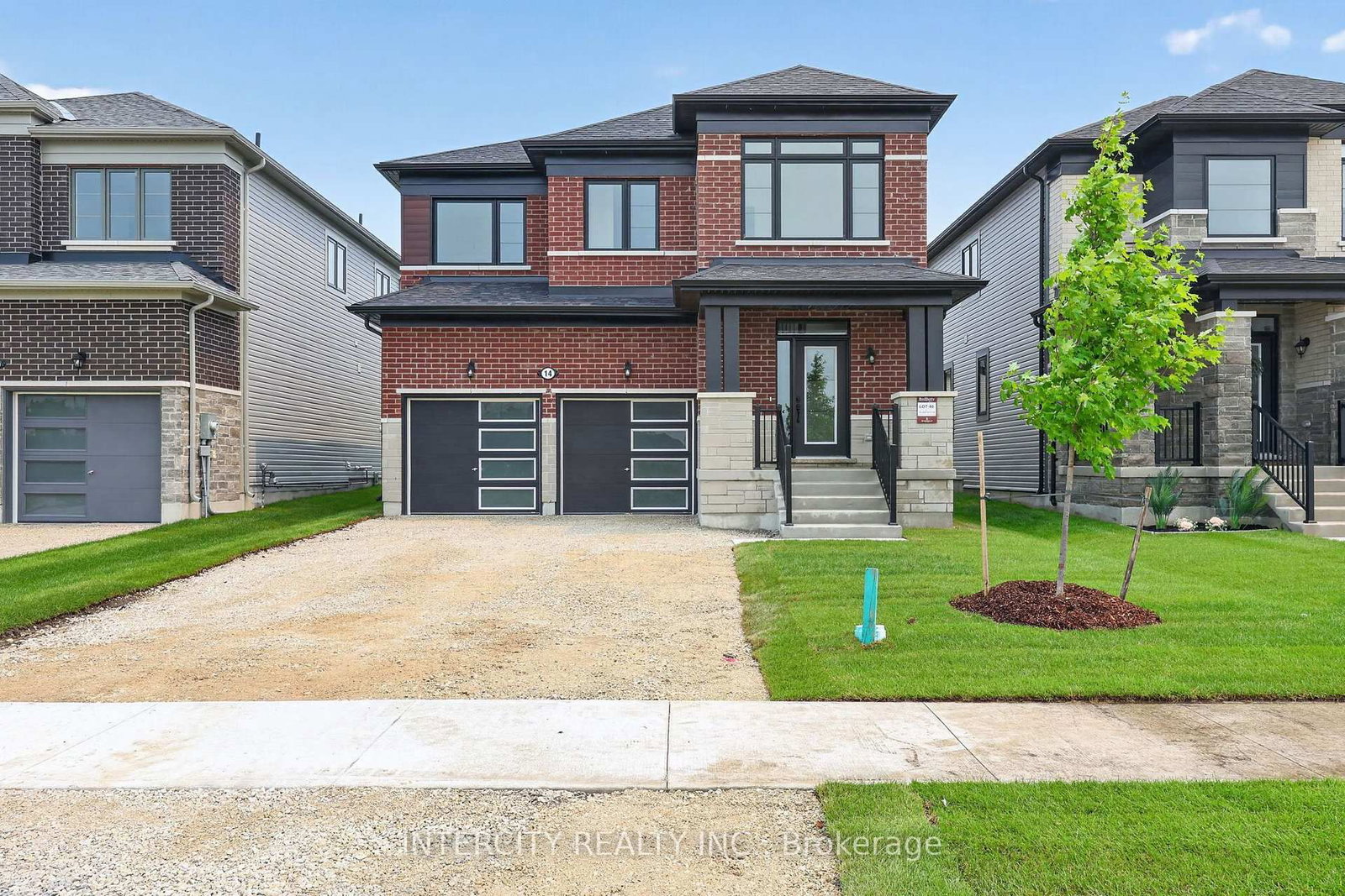 14 Legacy Circle • Wasaga Beach, ON photo 4