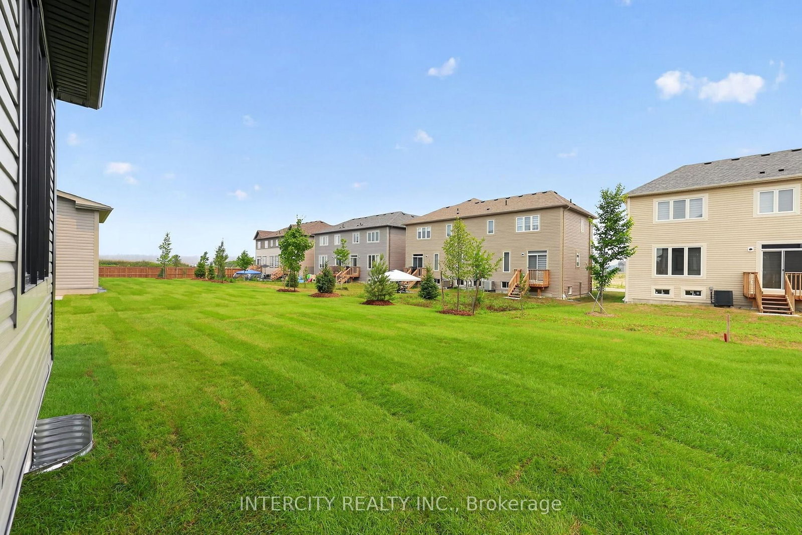14 Legacy Circle • Wasaga Beach, ON photo 40
