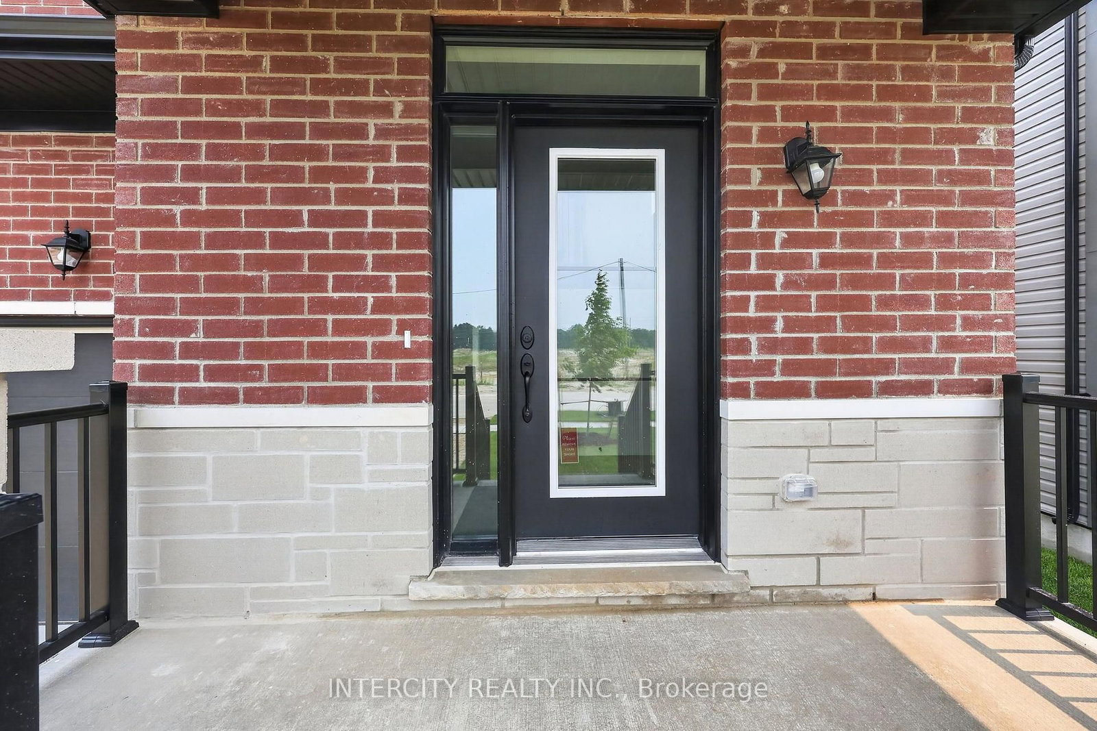 14 Legacy Circle • Wasaga Beach, ON photo 6