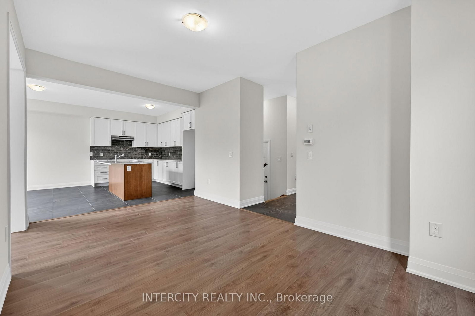 16 Legacy Circle • Wasaga Beach, ON photo 22