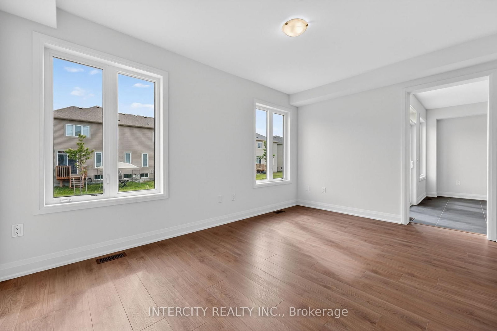 16 Legacy Circle • Wasaga Beach, ON photo 26