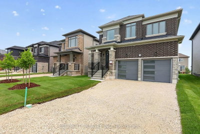 16 Legacy Circle • Wasaga Beach, ON photo 4