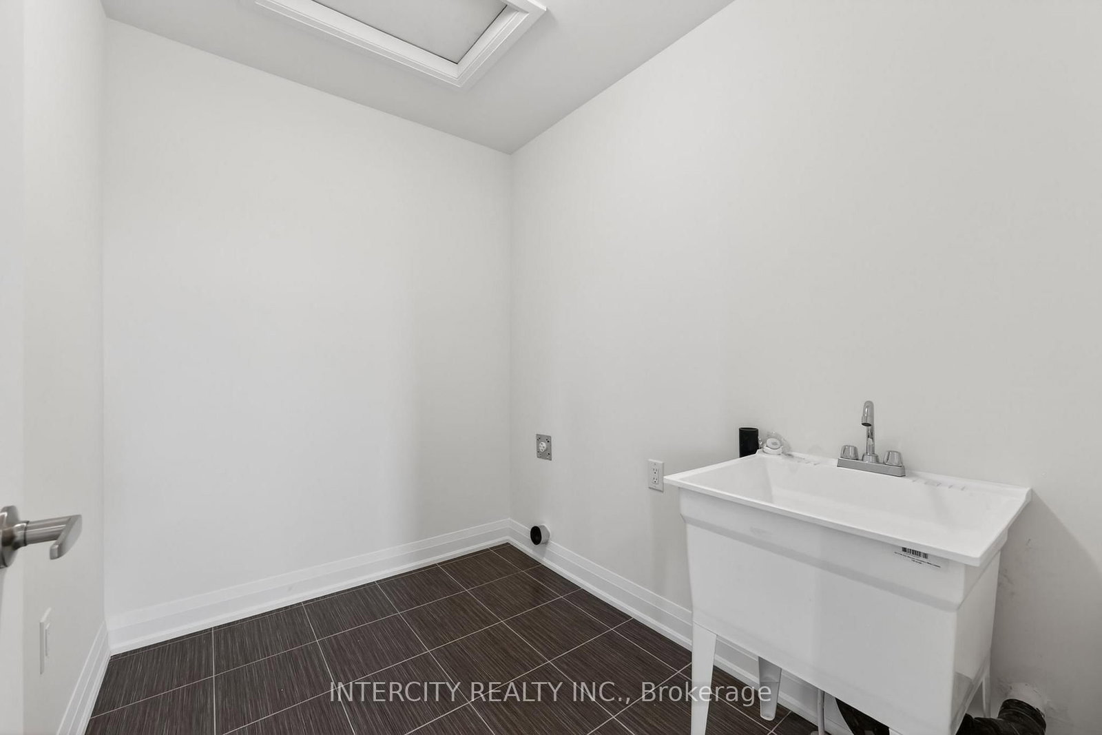 16 Legacy Circle • Wasaga Beach, ON photo 43