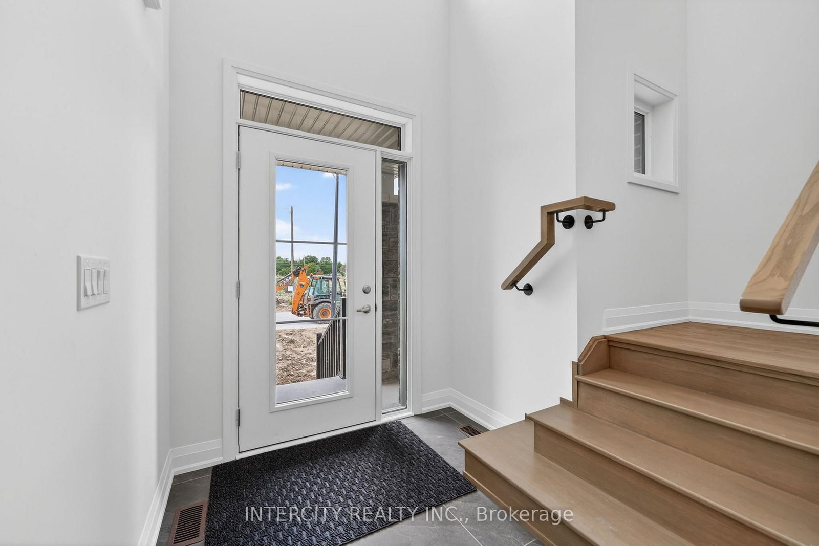 16 Legacy Circle • Wasaga Beach, ON photo 9