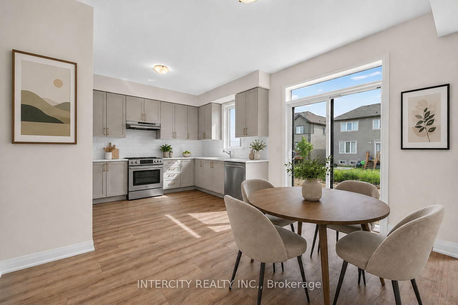 18 Legacy Circle • Wasaga Beach, ON photo 16