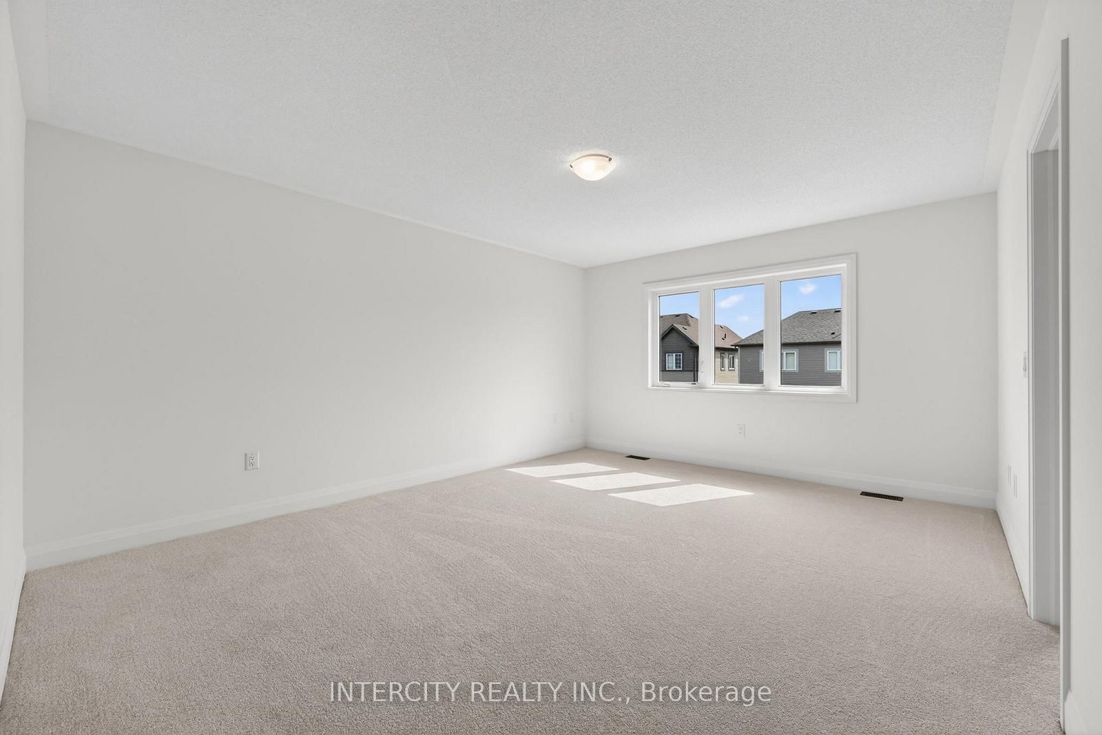 18 Legacy Circle • Wasaga Beach, ON photo 25
