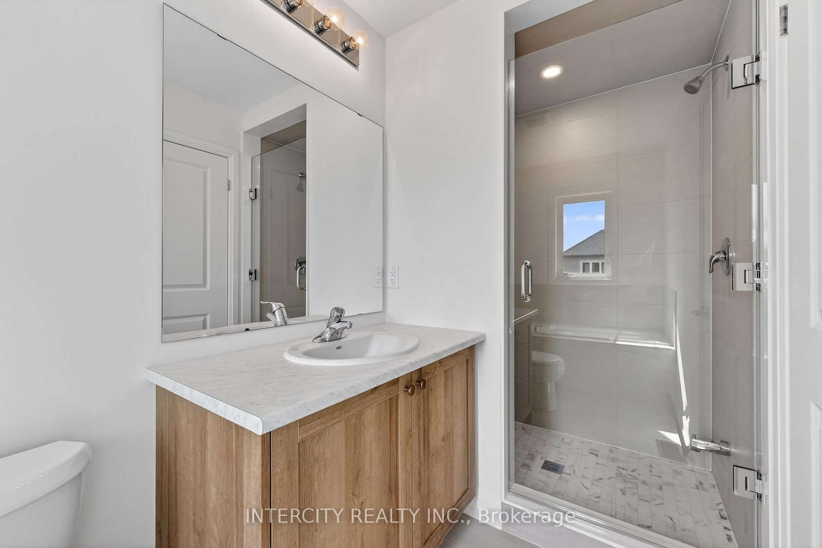 18 Legacy Circle • Wasaga Beach, ON photo 29