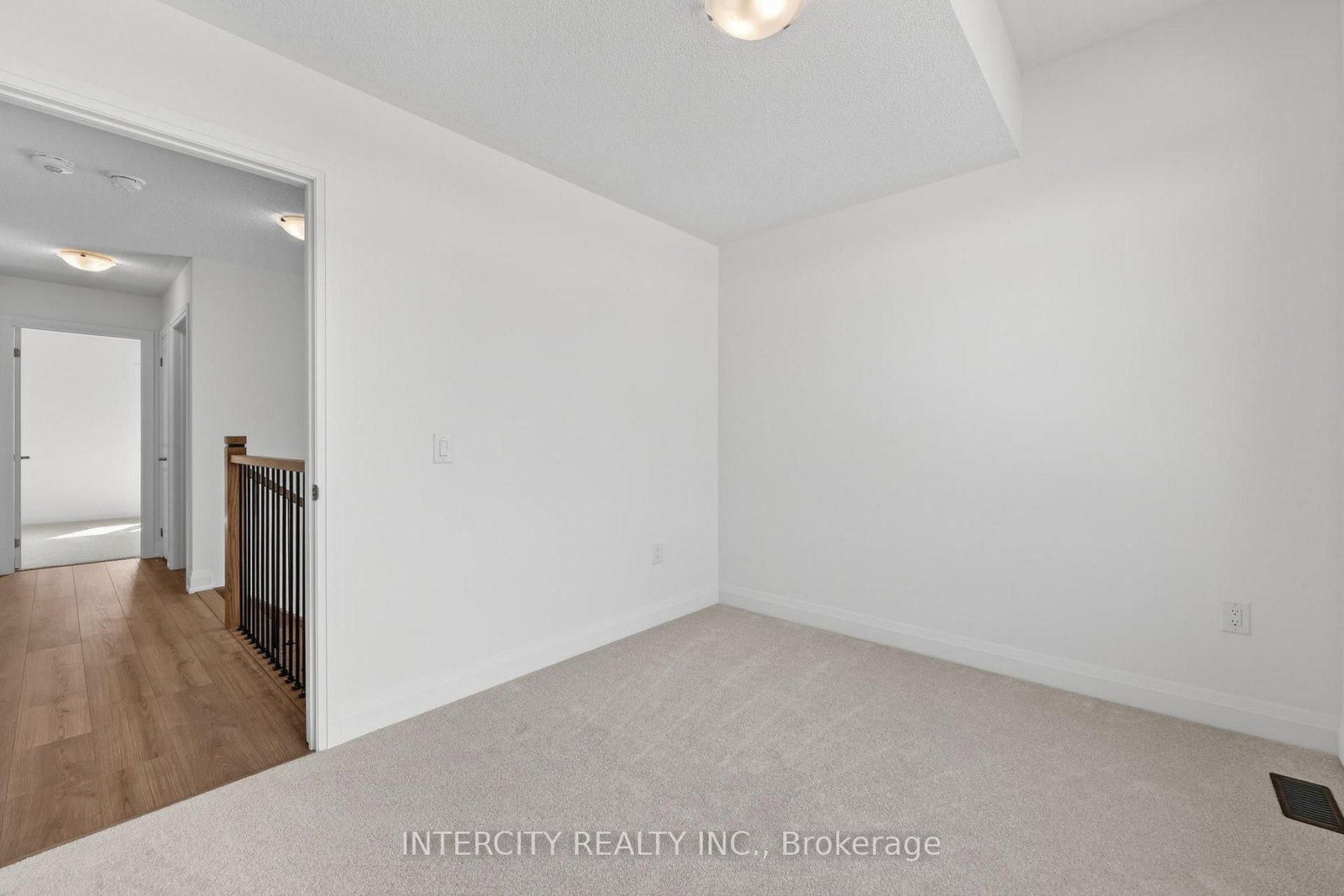 18 Legacy Circle • Wasaga Beach, ON photo 37
