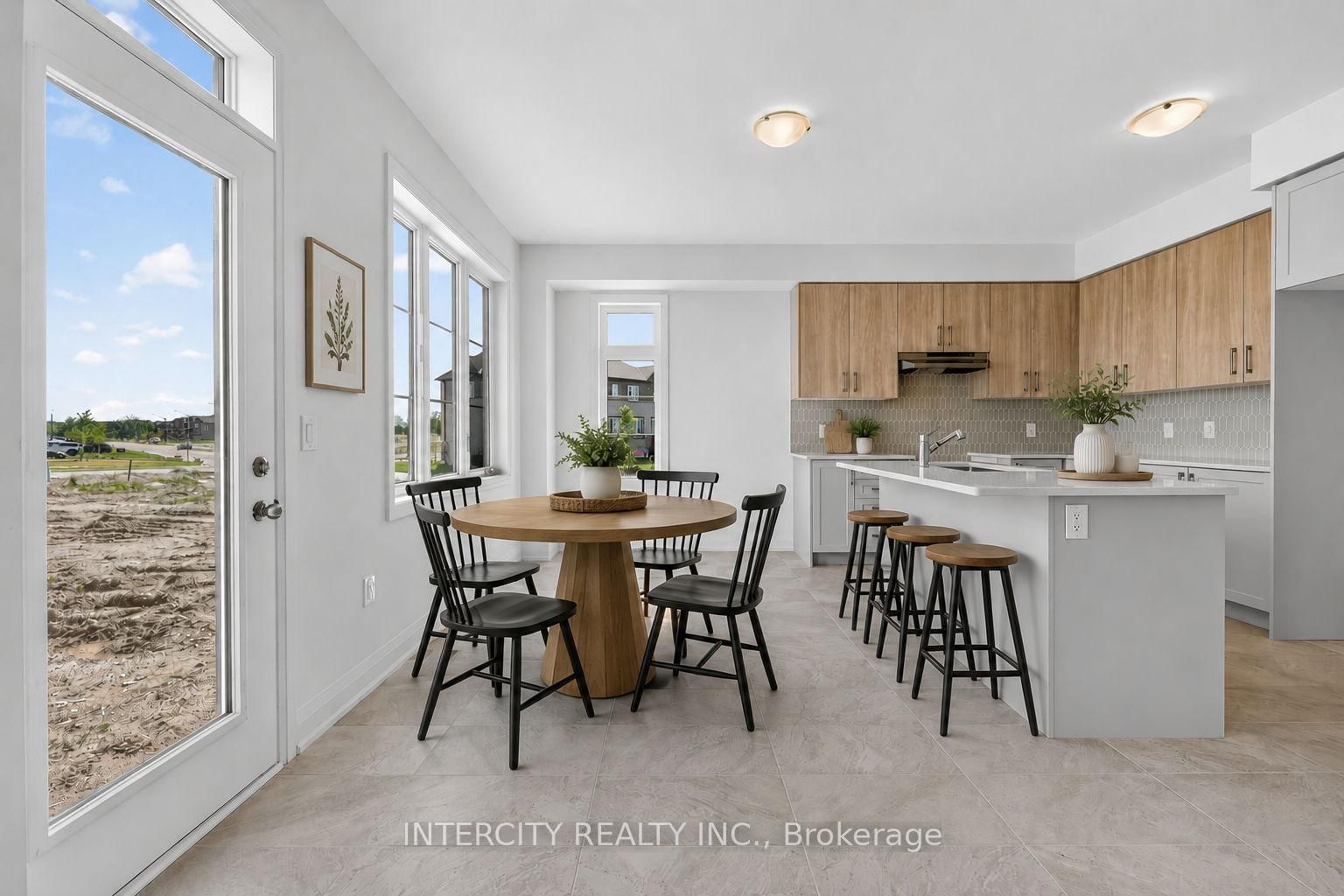 24 Legacy Circle • Wasaga Beach, ON photo 13