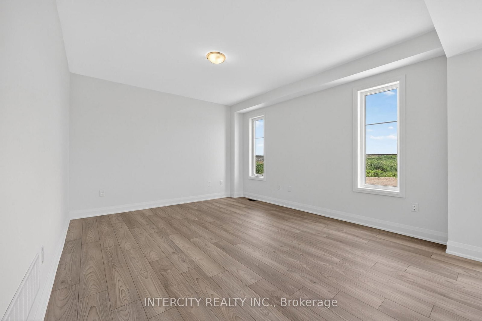 24 Legacy Circle • Wasaga Beach, ON photo 19