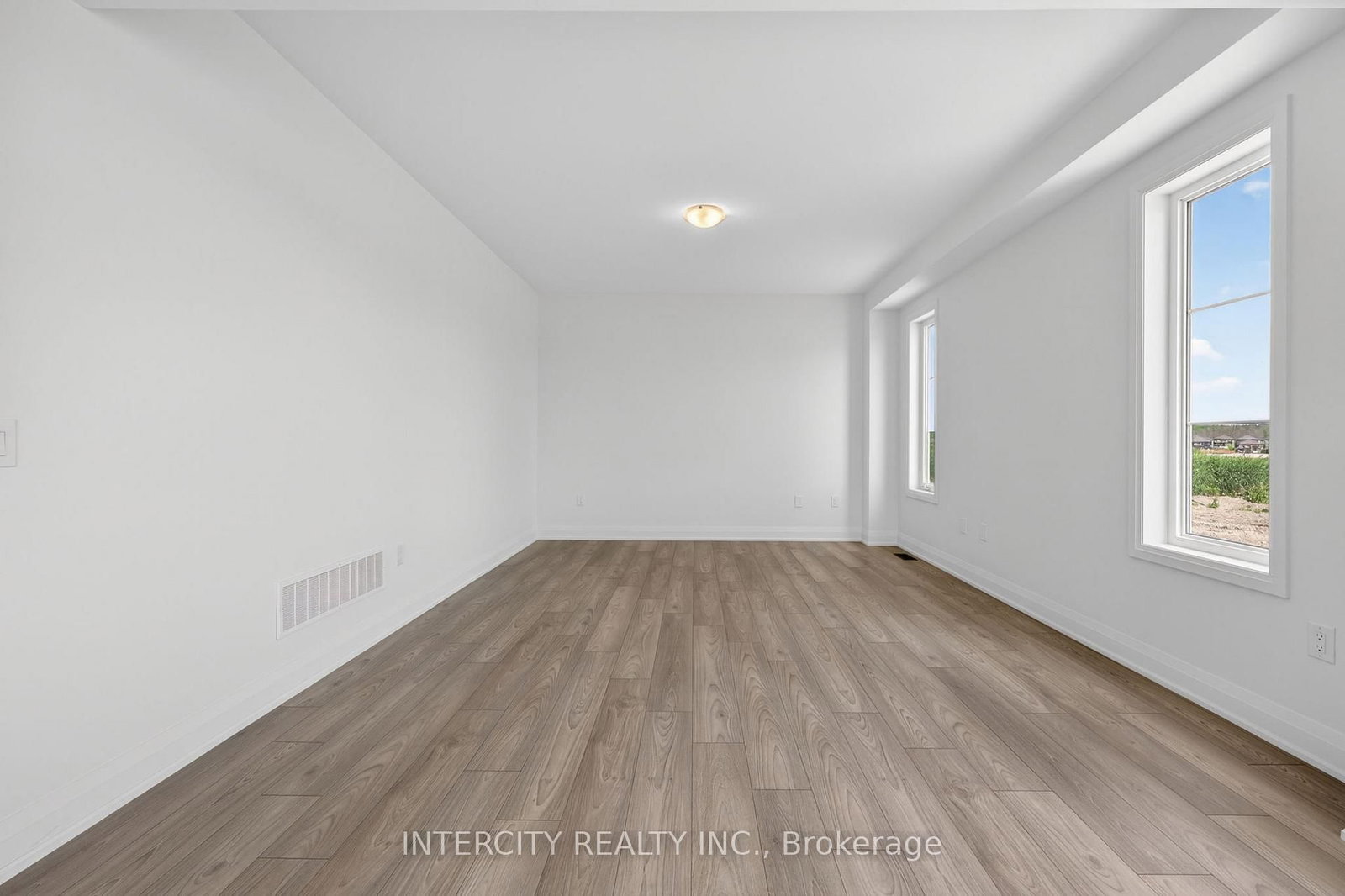 24 Legacy Circle • Wasaga Beach, ON photo 21