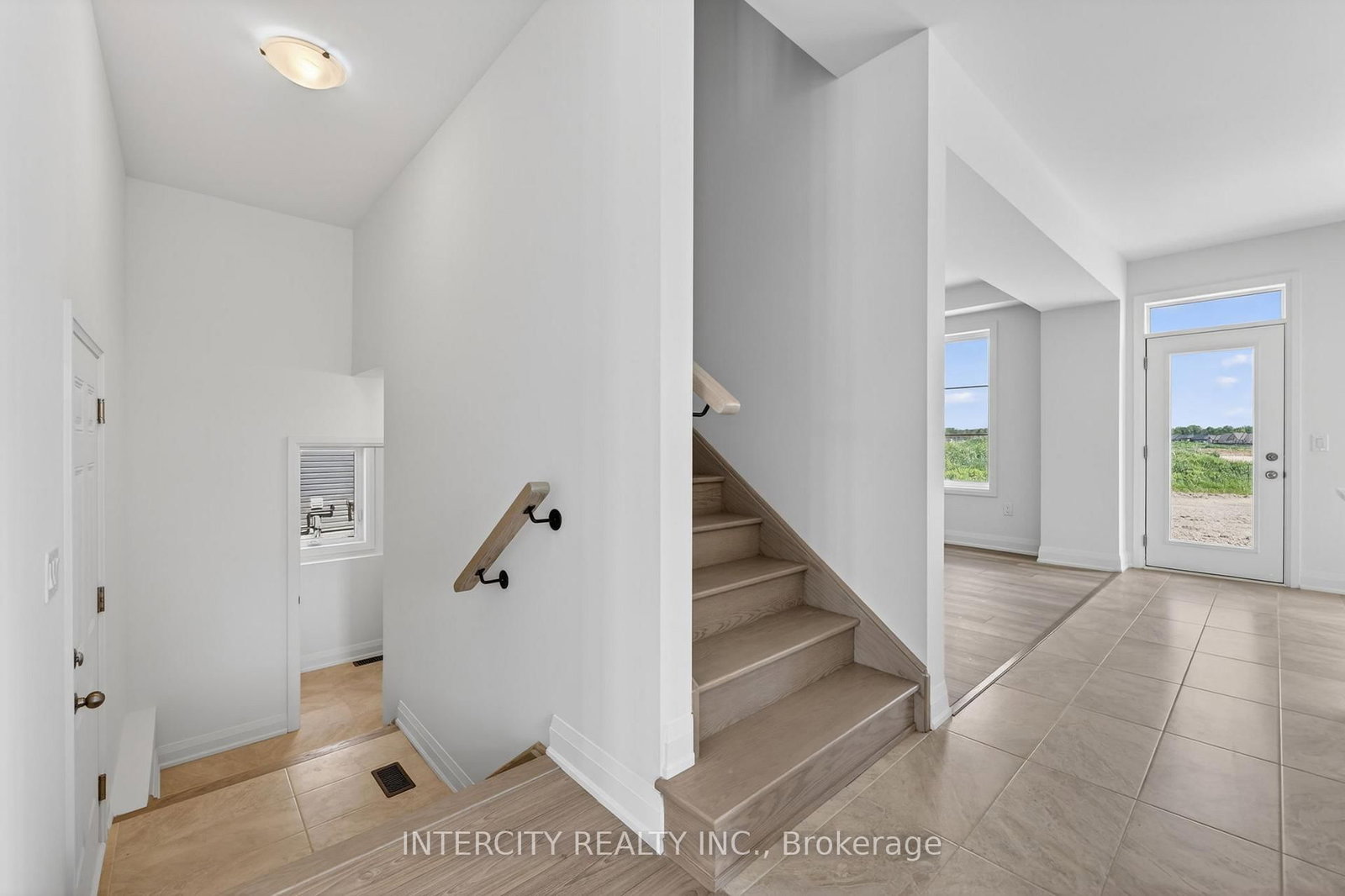 24 Legacy Circle • Wasaga Beach, ON photo 22