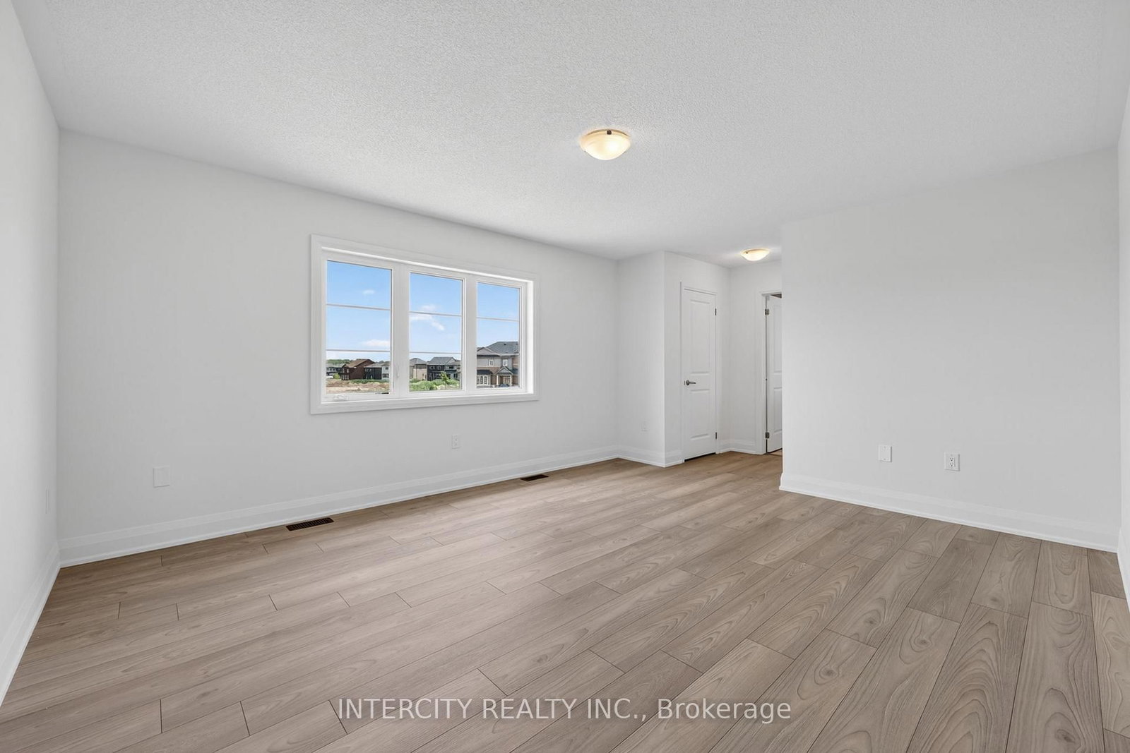 24 Legacy Circle • Wasaga Beach, ON photo 26