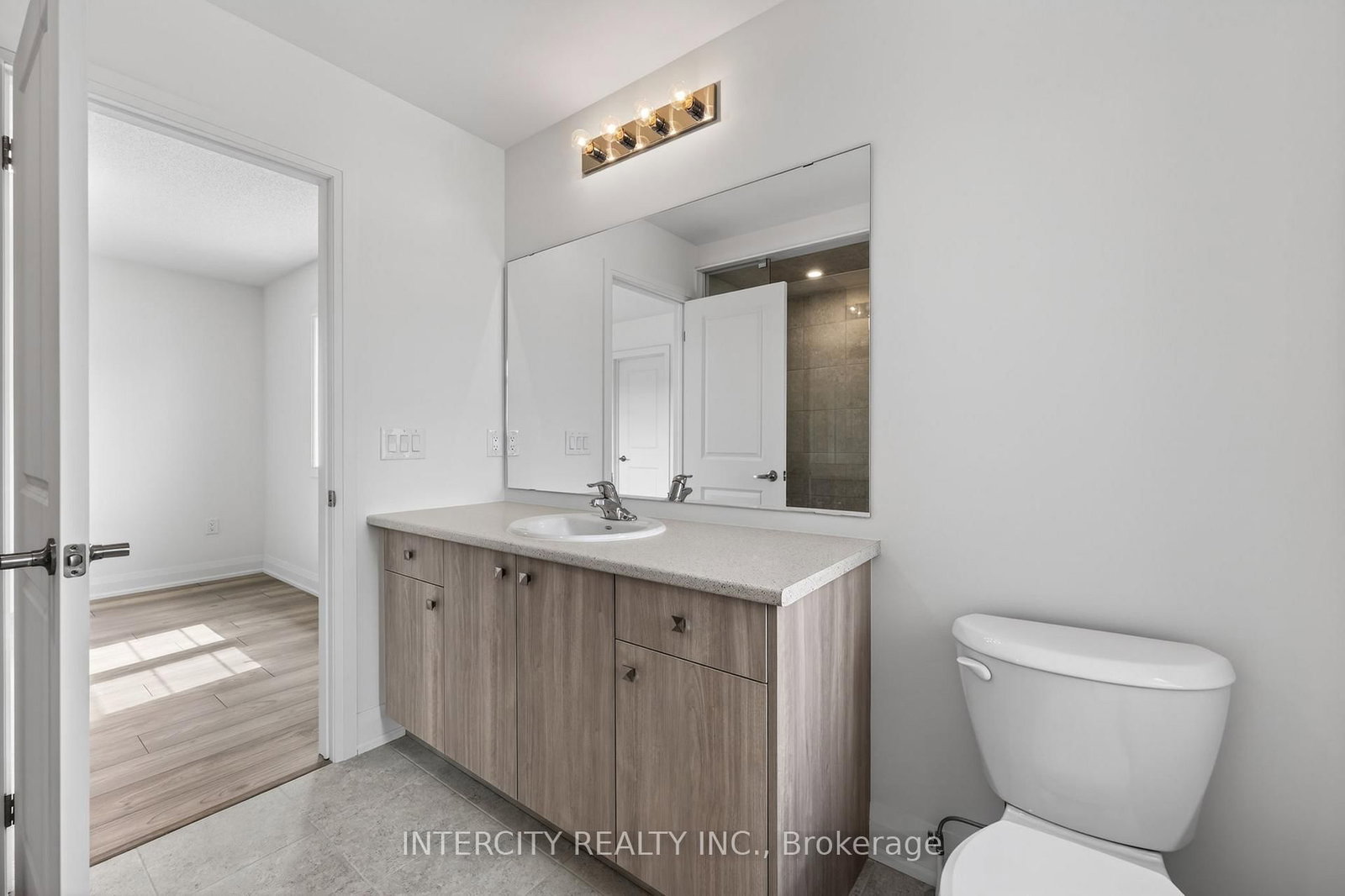 24 Legacy Circle • Wasaga Beach, ON photo 36
