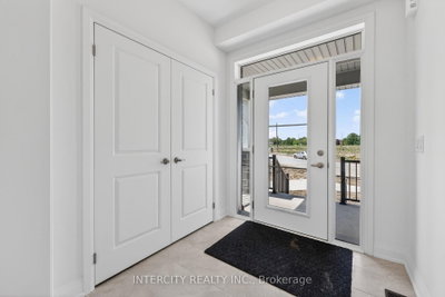 24 Legacy Circle • Wasaga Beach, ON photo 7