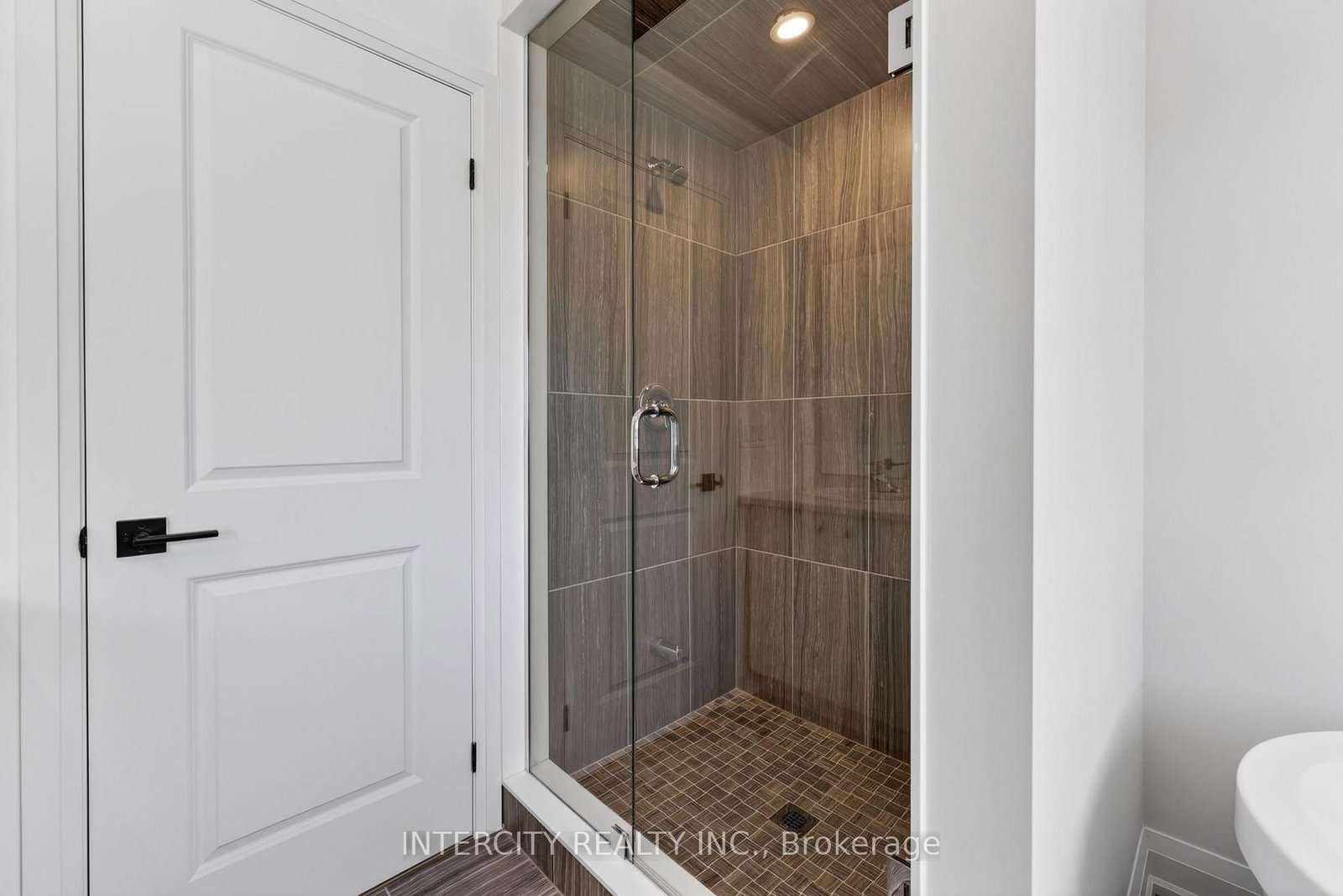 22 Legacy Circle • Wasaga Beach, ON photo 27